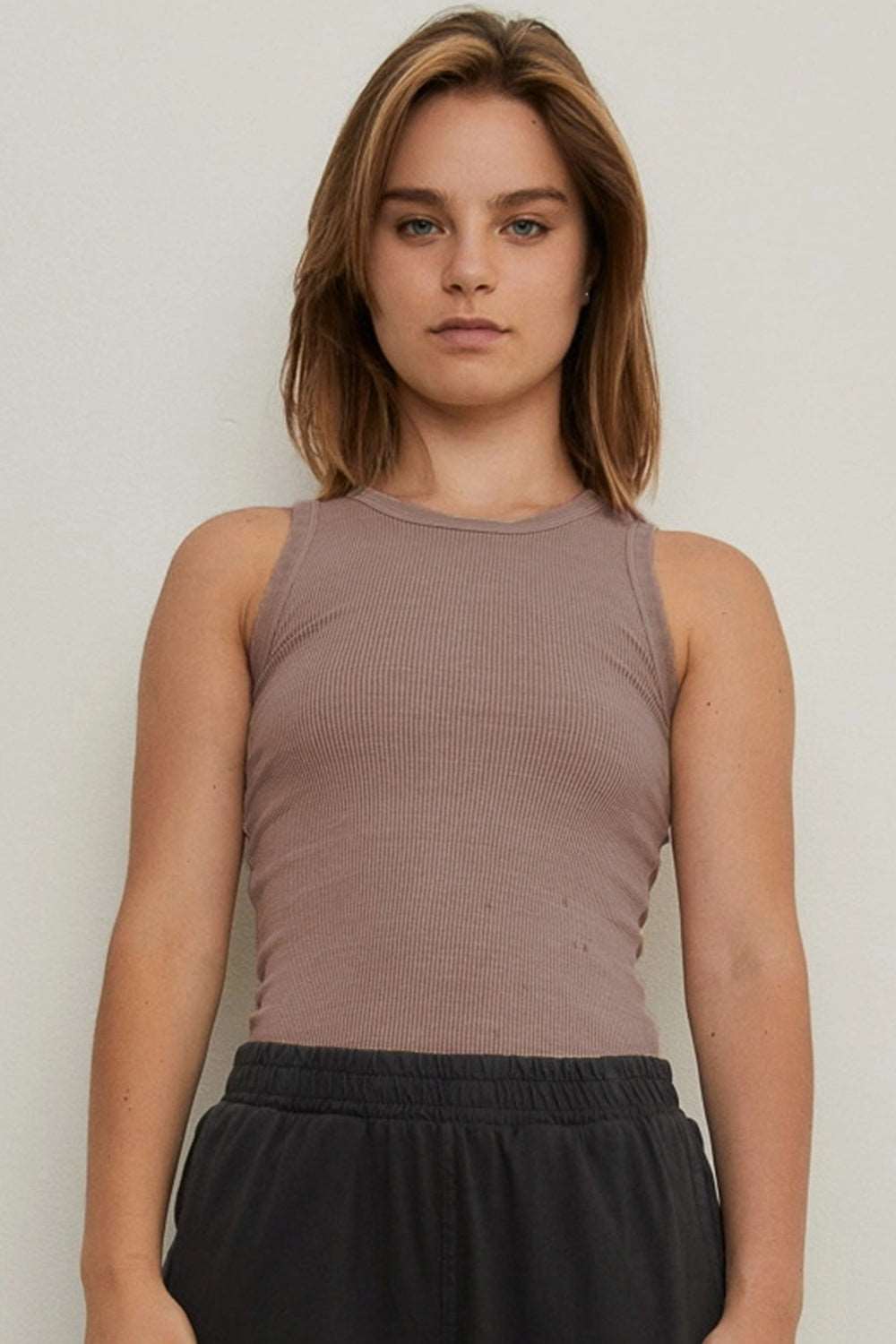 A Round Neck Ribbed Cropped Tank Top