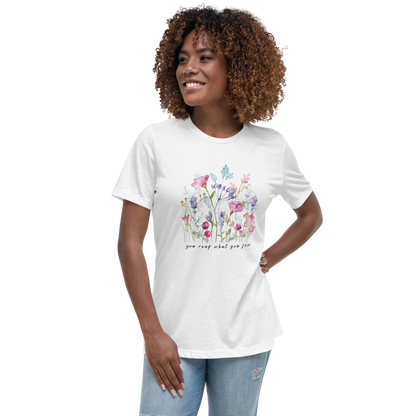 BM TEE Flowers Women's Graphic Tshirt