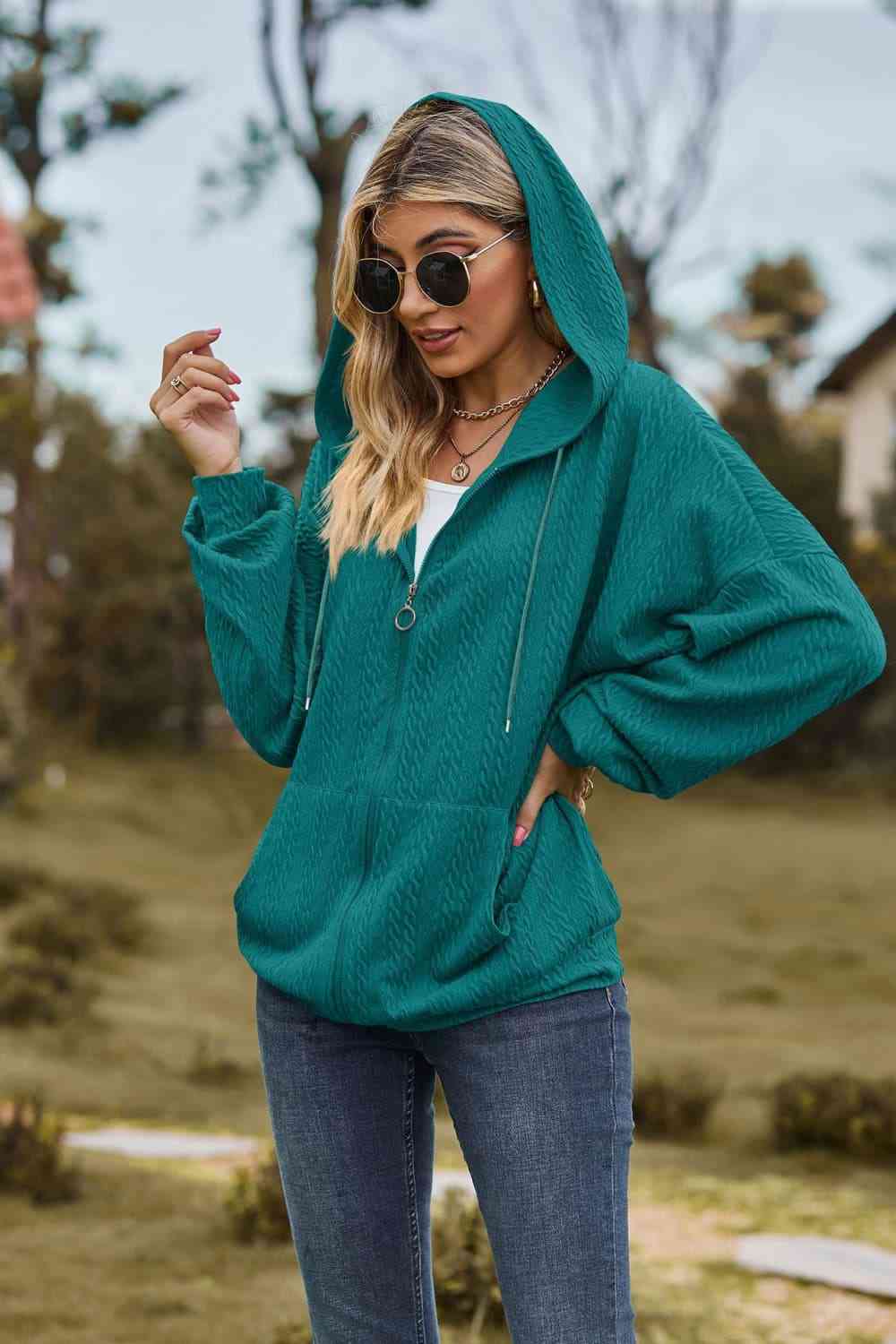 Top Cable-Knit Long Sleeve Hooded Jacket